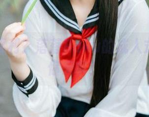有什么福利？落落Raku的成人式图包等你来拿！