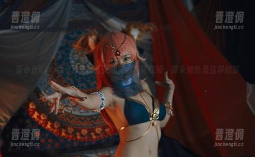 蓝小沂KiKi 蓝小沂KiKi给你带来无圣光的安娜斯塔西娅:原来她也是这样的时髦!