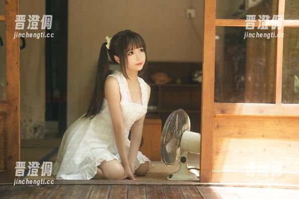 蠢沫沫2024年会员写真，下载的时候请小心心脏！