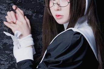 你准备好了吗？西园寺南歌的电车物语图包更新，尽情看哦！