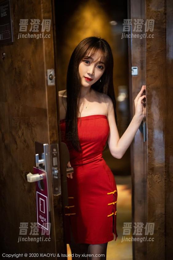 语画界-Cherry绯月樱 语画界 - Cherry绯月樱的比基尼美图,精选很会穿的那个味儿。