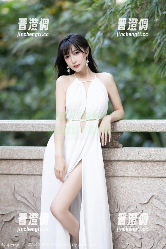 语画界-奶瓶 语画界 - 高清图片下的妹妹,奶瓶完全不想放过这个机灵鬼。