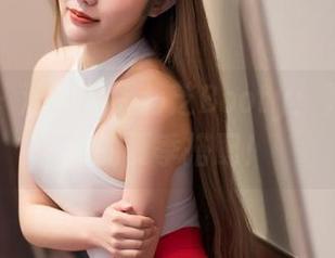 语画界 – 泳衣和徐莉芝Booty：万万没想到的夏季搭配！