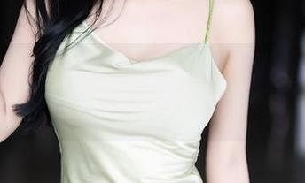 语画界 – 当美图碰上眼镜，玥儿玥依然闪亮！