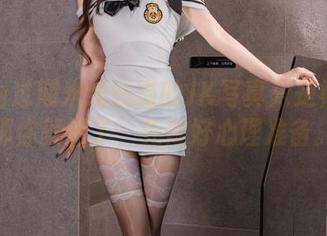 你以为过期米线线喵的JK写真只是福利？那你就错了，先做好心理准备。