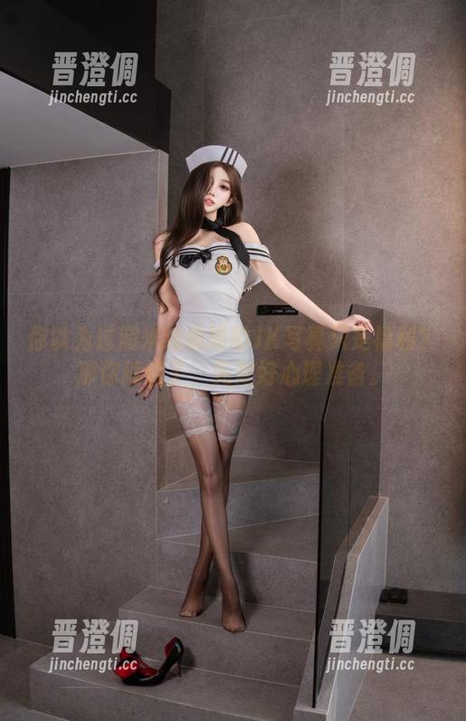 过期米线线喵 你以为过期米线线喵的JK写真只是福利?那你就错了,先做好心理准备。