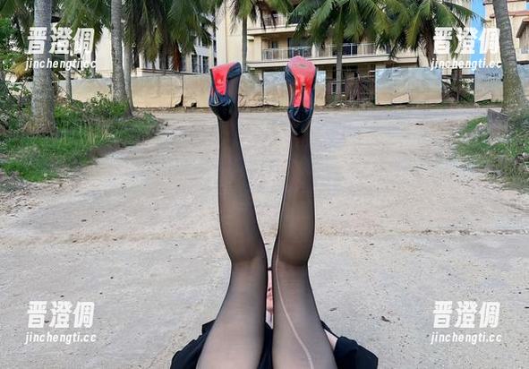 迷人的五姨太 微密圈 - 喂!你看到迷人的五姨太的JK了吗?资源就像无止境的黑洞!