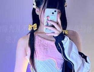 从未见过的阿九从不咕咕——她的女仆初体验最新原图来了，怎么看都觉得不简单。