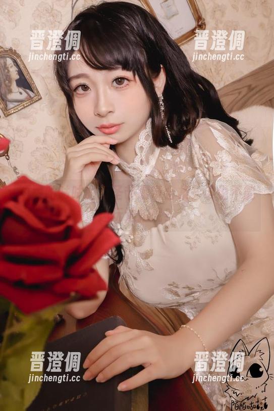 陌陌咕咕咕的万圣节绷带合集，谁说不能边玩边拍呢？