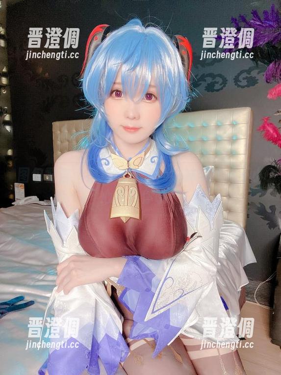 霜月shimo 图包警告:霜月shimo的妹妹可能一不小心撩到你哦!