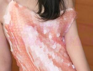 青豆客 – 把牛仔裤穿出个性，婕西儿jessie无圣光写真给我一种说不出的感觉。