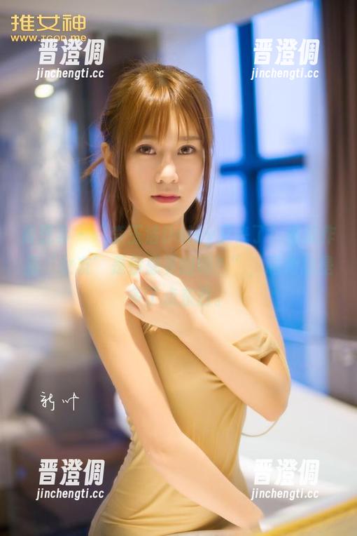 青豆客-李玉洁Daisy 青豆客 - “李玉洁Daisy又来了!最新作品‘女友’是你想要的吗?”,眼角总是多了点东西。